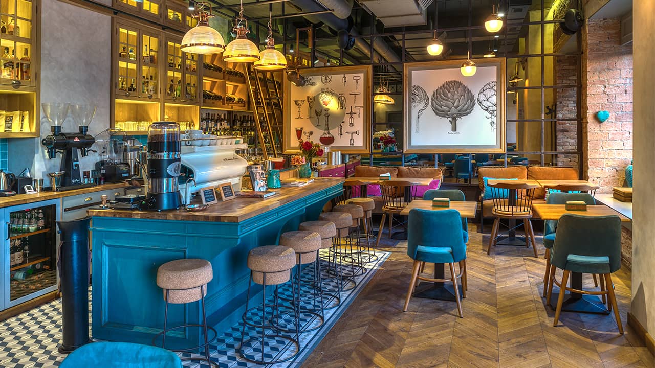 How to Furnish a Restaurant on a Realistic Timeline